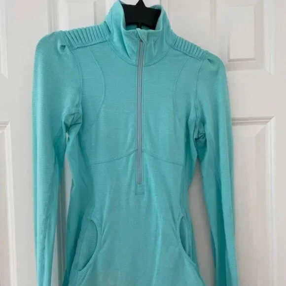 Lululemon Quarterzip Top - Sz 4 - Picture 3 of 10